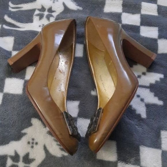 J.Crew Taupe Almond Toe Square Gem Embellishment 3 Inch Patent Leather Pumps 6.5 - Picture 3 of 16